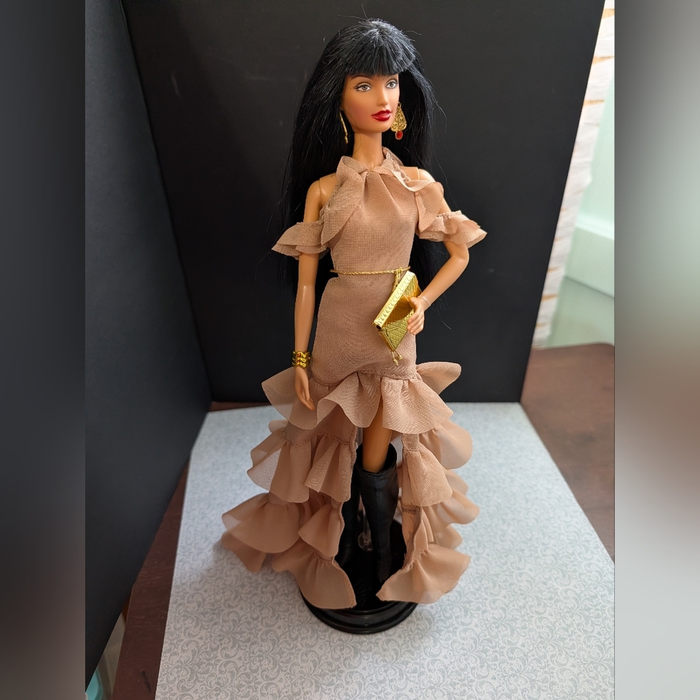 2006 Anna Sui Boho Barbie Restyled in Barbiestyle Brooklyn CM Outfit - Picture 13 of 13